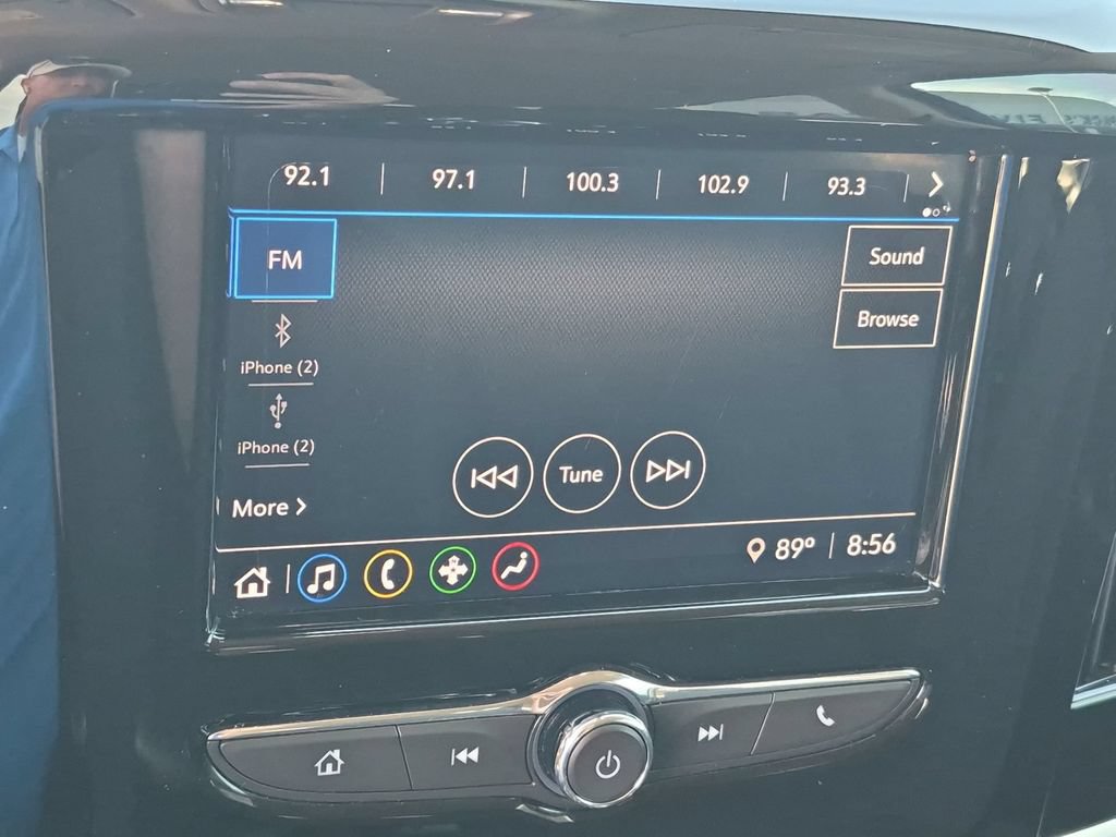 Used 2020 Chevrolet Traverse LS FWD image 16