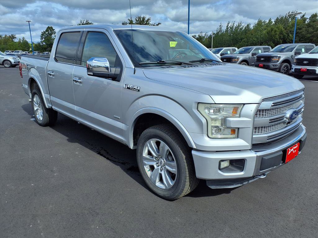Used 2016 Ford F150 Platinum w/ Equipment Group 701A Luxury image 2