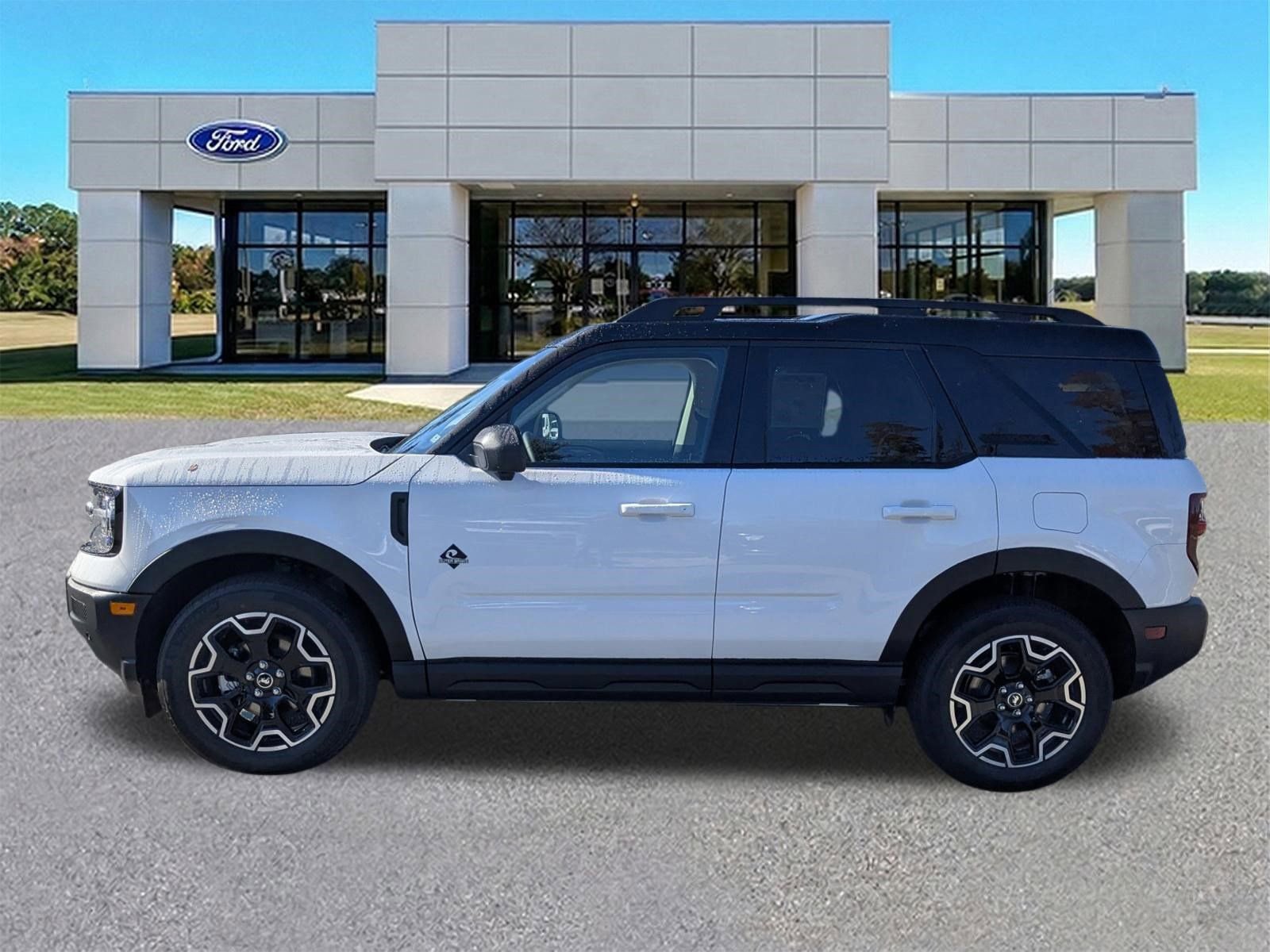 New 2025 Ford Bronco Sport Outer Banks w/ Outer Banks Tech Package+ image 8