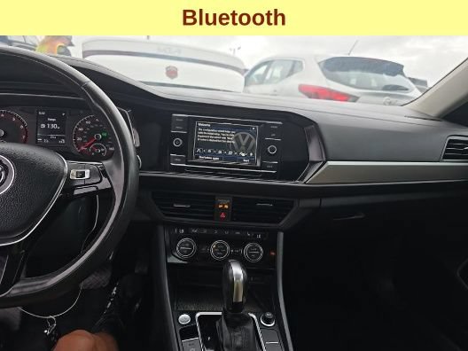 Used 2020 Volkswagen Jetta SE w/ SE Cold Weather Package FWD image 11