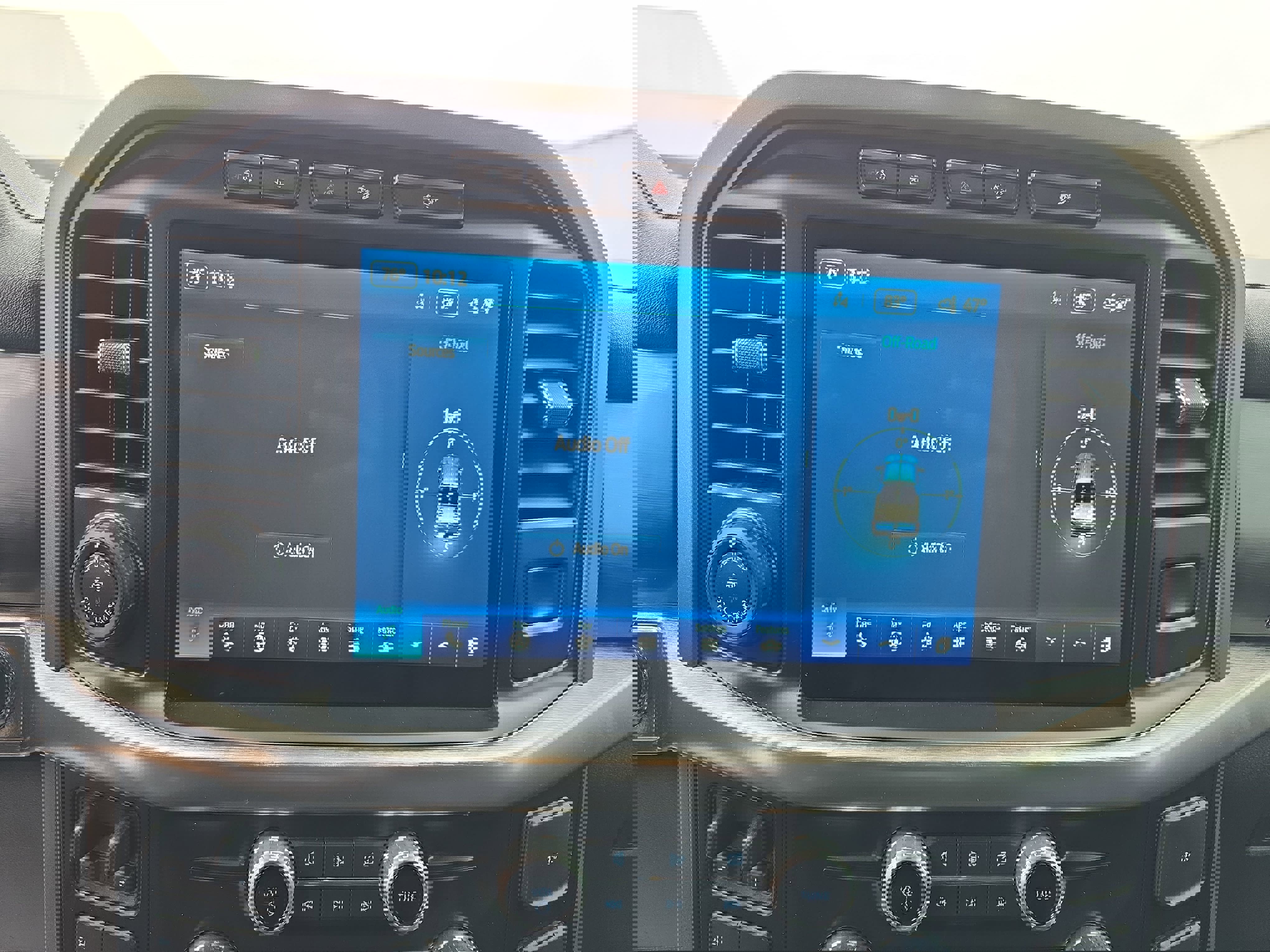 Used 2023 Ford F150 Lariat w/ Trailer Tow Package image 21