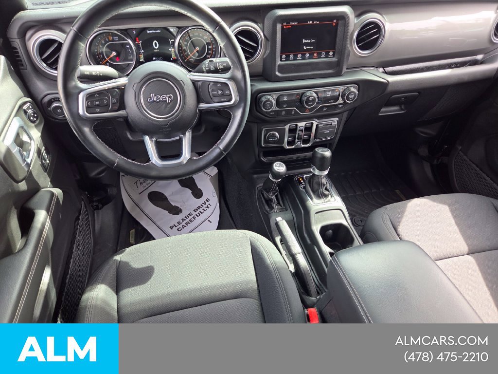 Used 2021 Jeep Wrangler Unlimited Sahara AWD/4WD image 12