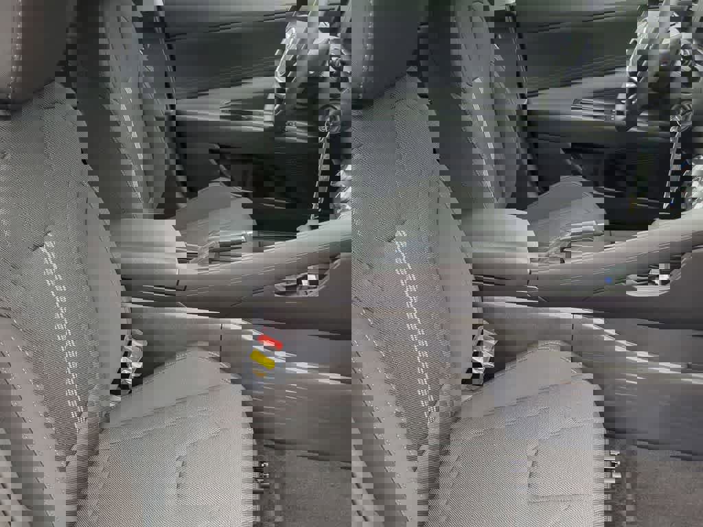 New 2025 Hyundai Elantra SE image 22