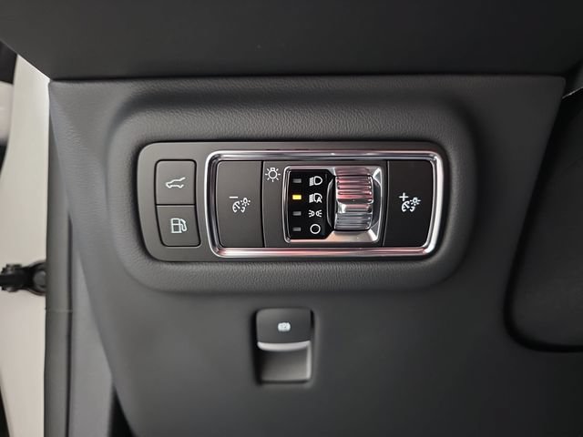 New 2026 Lincoln Nautilus Premier w/ Equipment Group 102A AWD/4WD image 21
