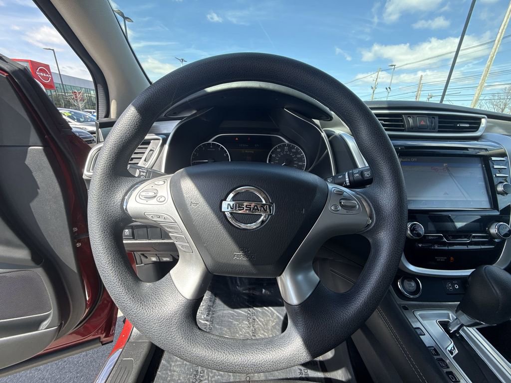 Used 2018 Nissan Murano S image 14