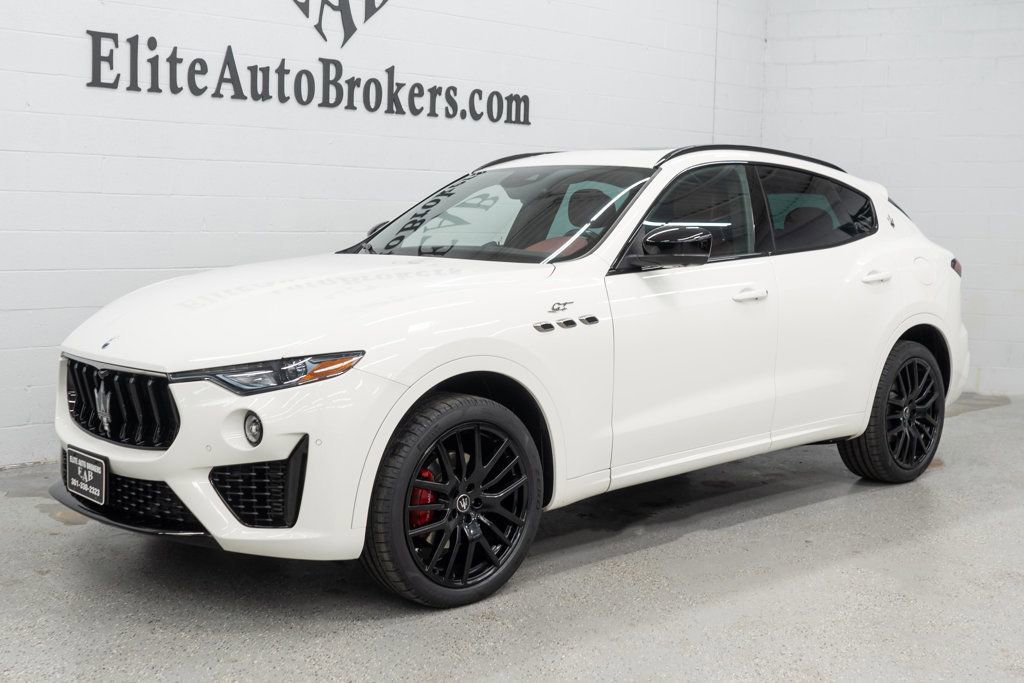 Used 2022 Maserati Levante GT AWD/4WD image 40