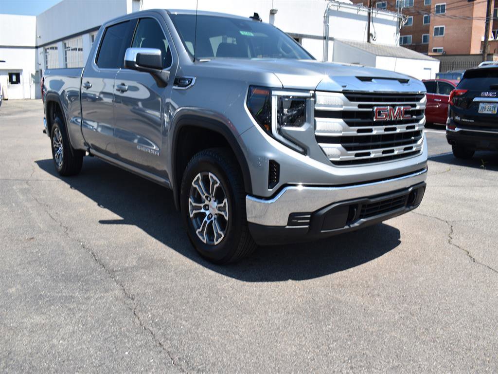 New 2025 GMC Sierra 1500 SLE image 3