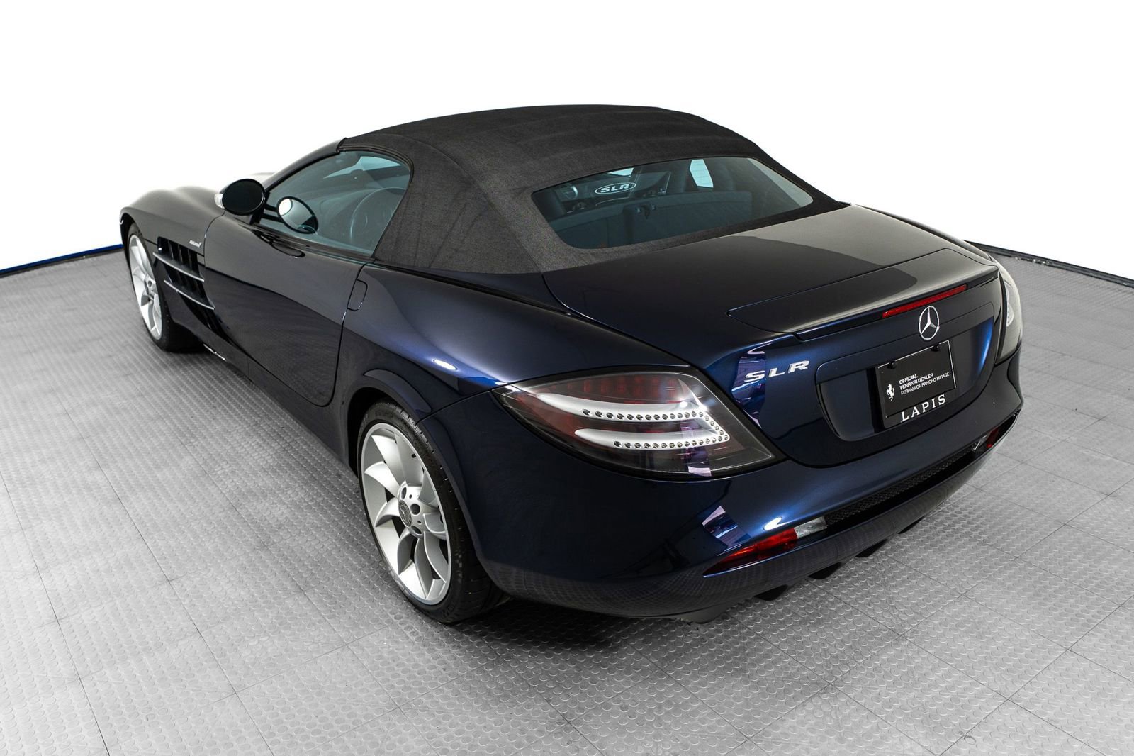 Used 2008 Mercedes-Benz SLR image 5