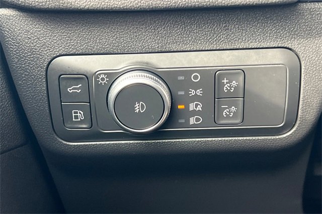 Used 2022 Ford Escape Titanium w/ Titanium Premium Package image 32