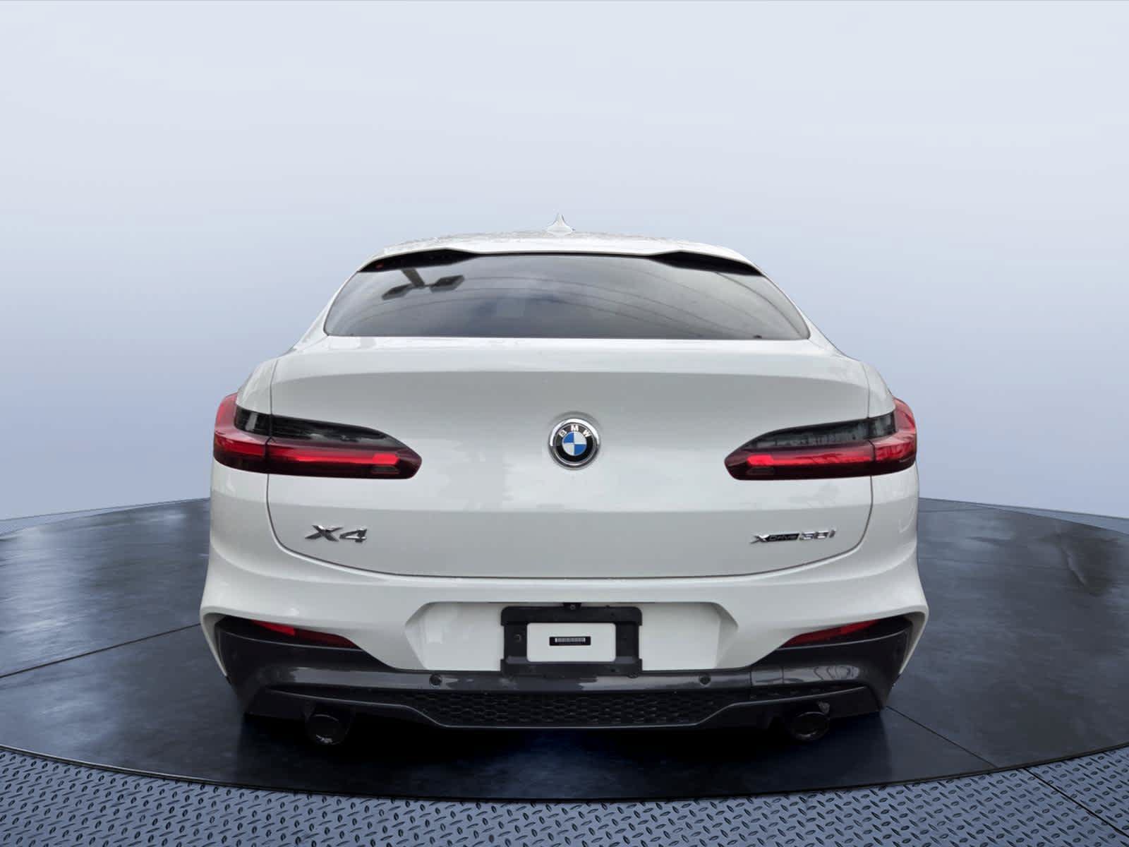 Used 2021 BMW X4 xDrive30i w/ Executive Package AWD/4WD image 4