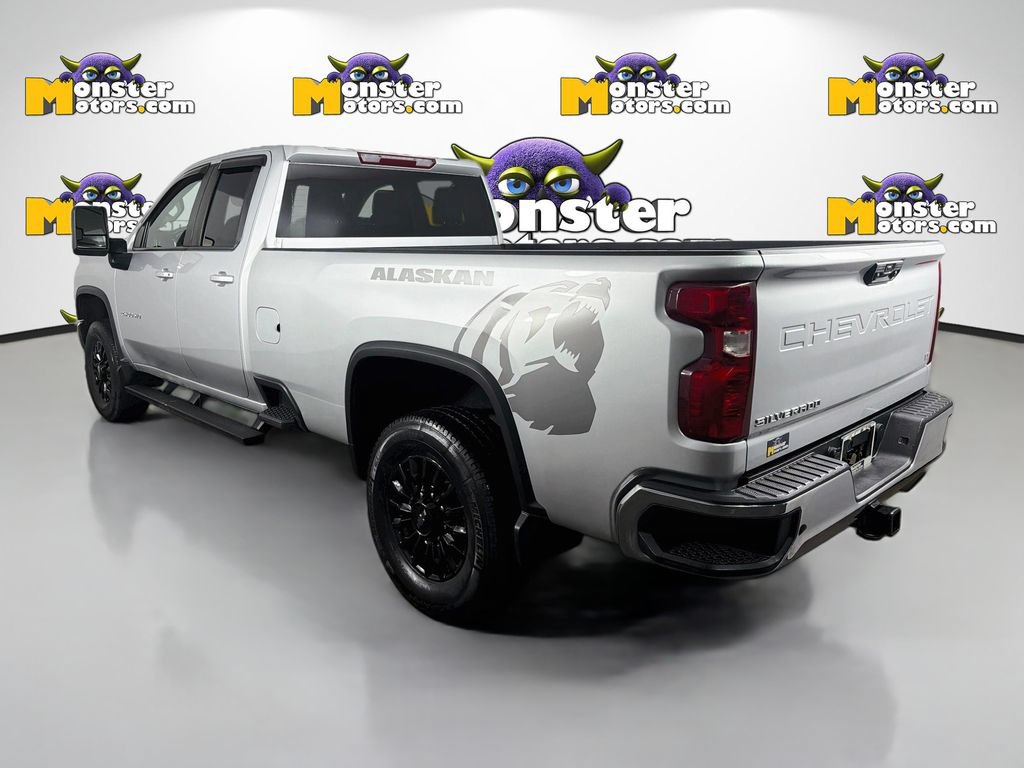 Used 2022 Chevrolet Silverado 2500 LT w/ Convenience Package AWD/4WD image 7