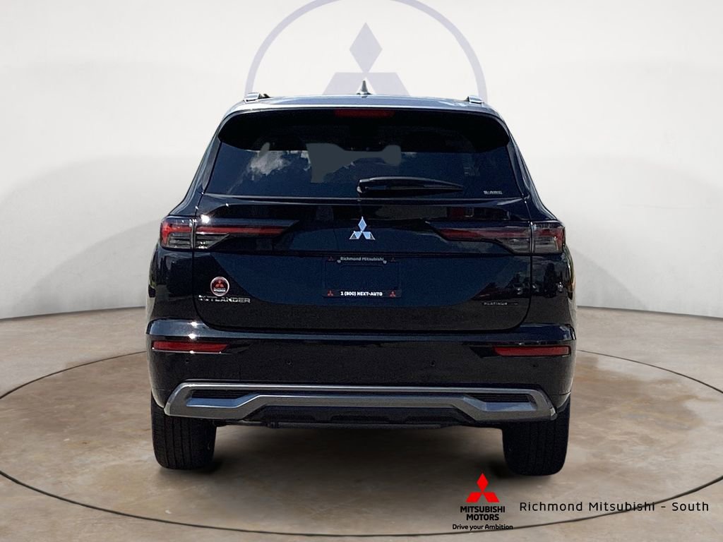 New 2025 Mitsubishi Outlander SEL image 4