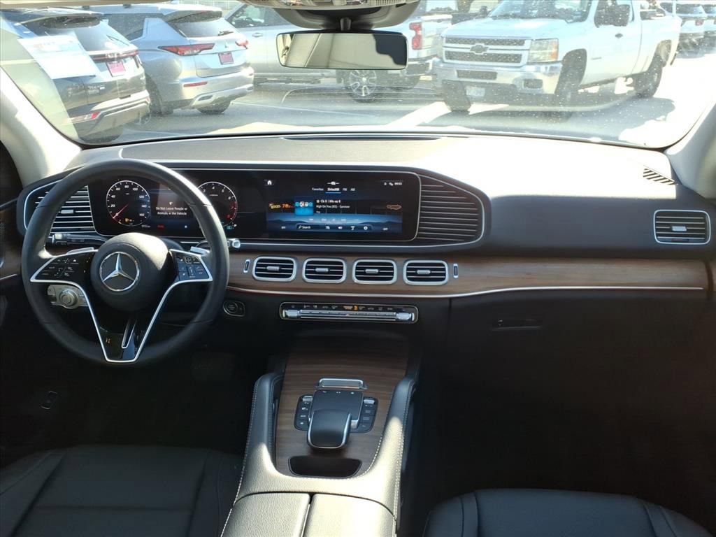 Used 2024 Mercedes-Benz GLE 350 4MATIC w/ Winter Package image 14