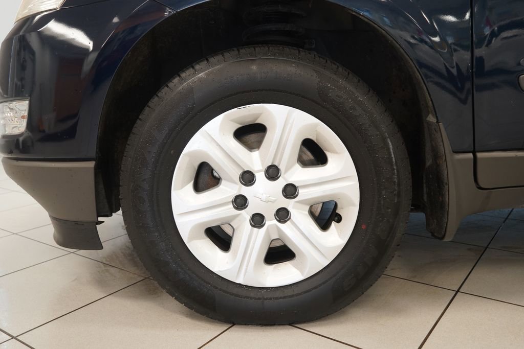 Used 2012 Chevrolet Traverse LS image 16