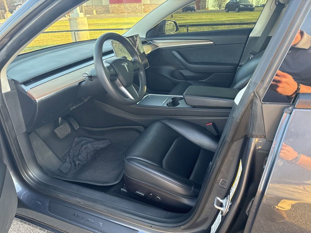 Used 2022 Tesla Model 3 image 7
