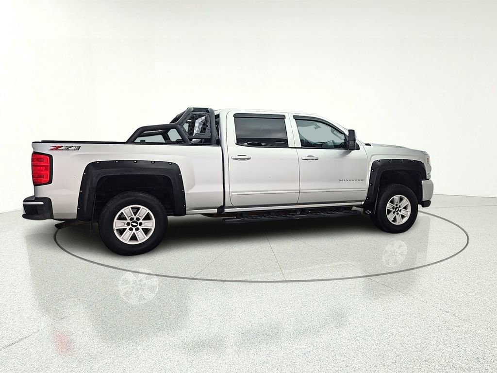 Used 2018 Chevrolet Silverado 1500 LT w/ True North Edition AWD/4WD image 4