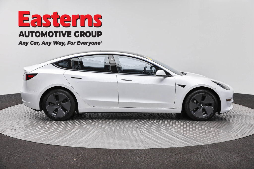 Used 2021 Tesla Model 3 Standard Range Plus RWD image 5