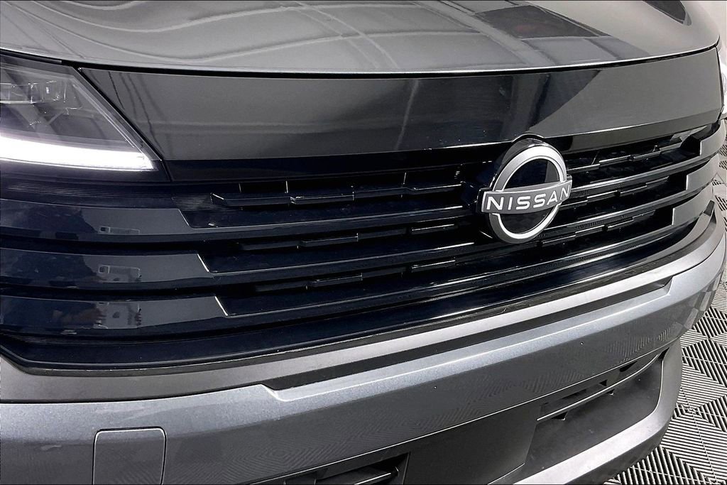 Certified 2025 Nissan Kicks SV image 37