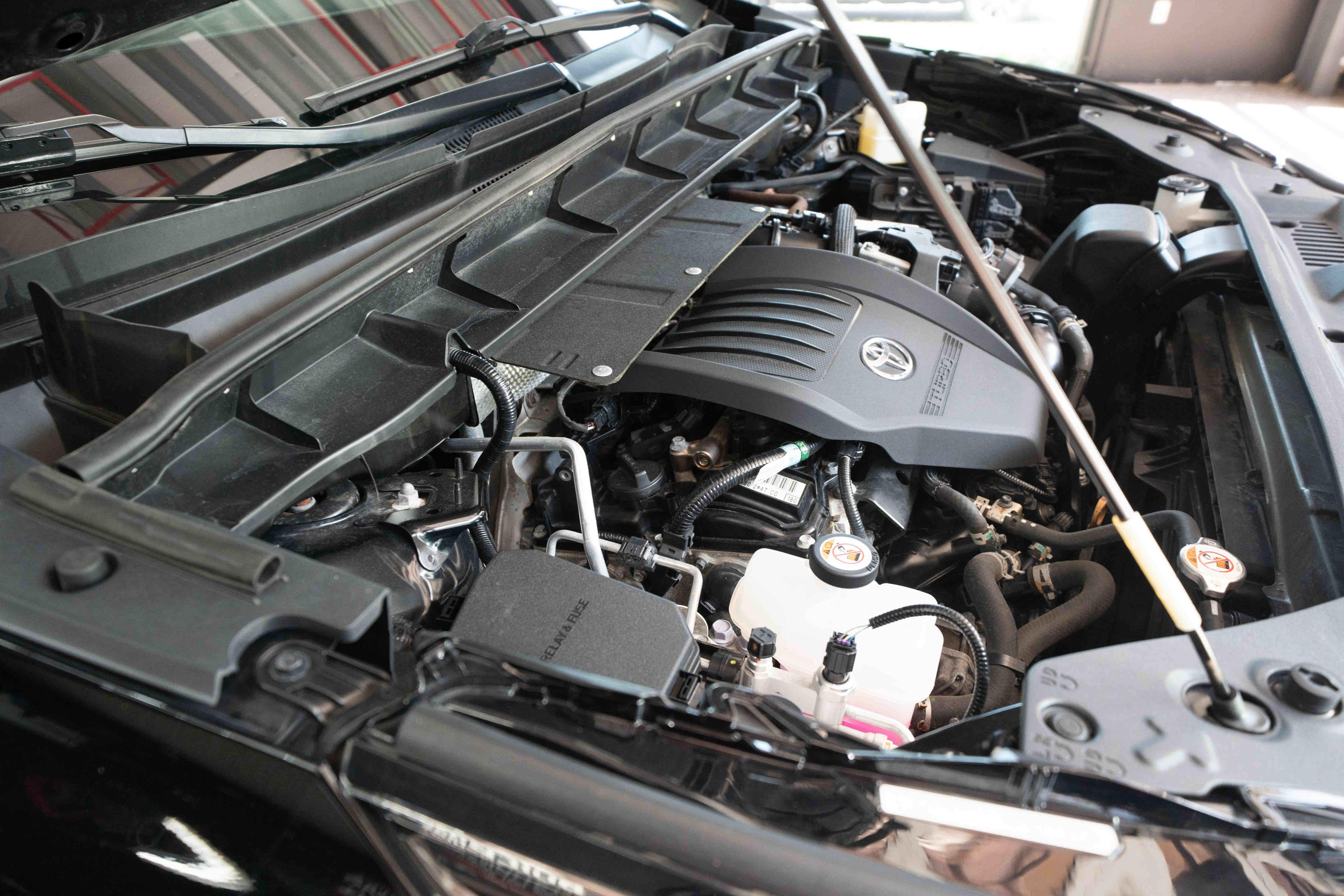 Used 2023 Toyota Highlander XLE AWD/4WD image 33