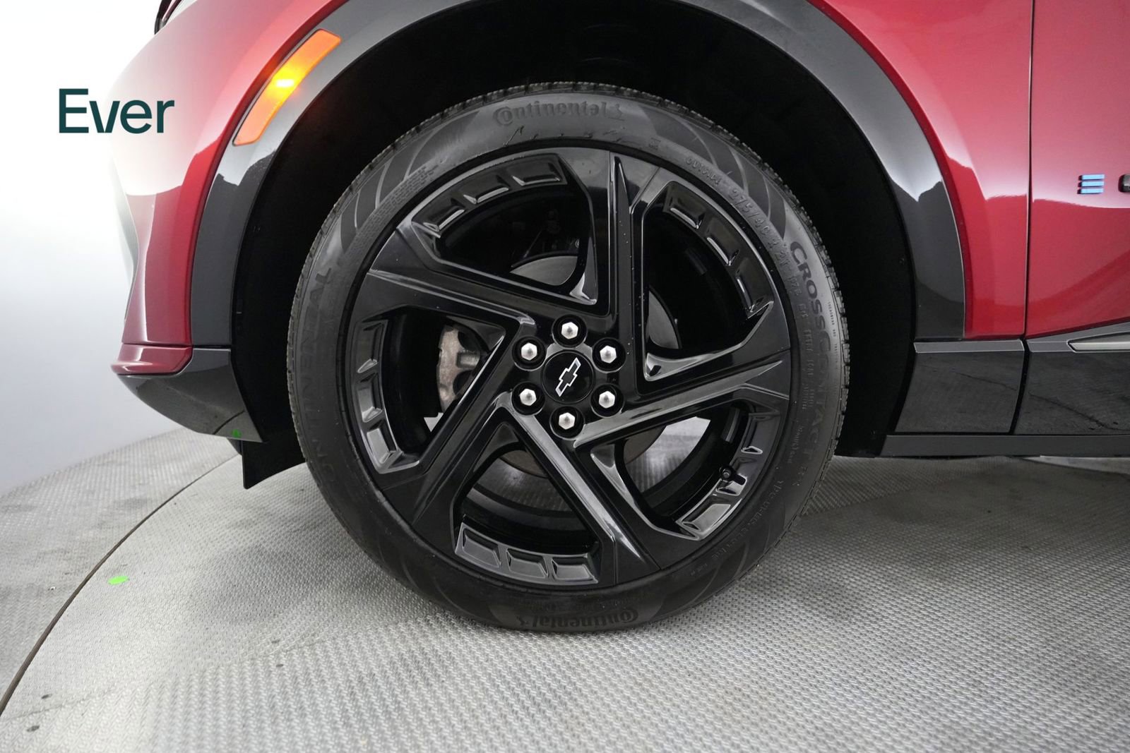 Used 2024 Chevrolet Equinox EV RS FWD image 19