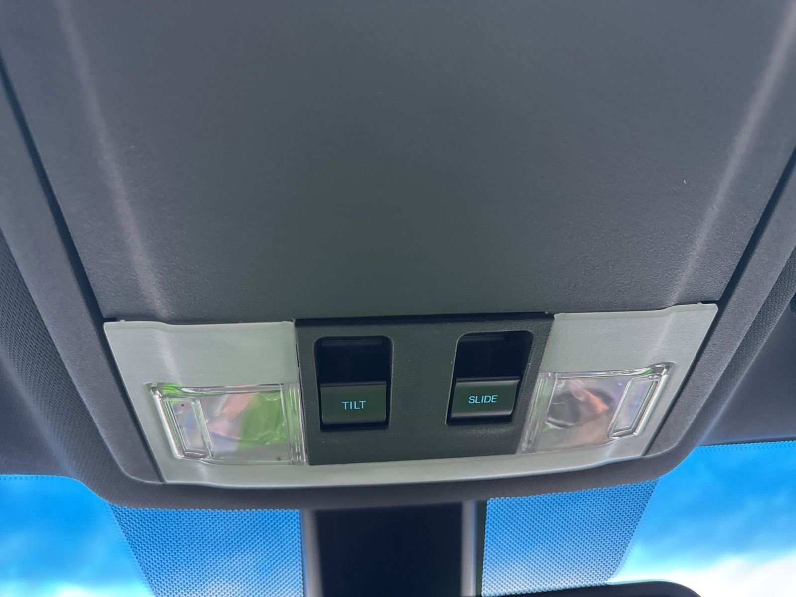 Used 2016 Ford Taurus SHO w/ Equipment Group 401A image 35