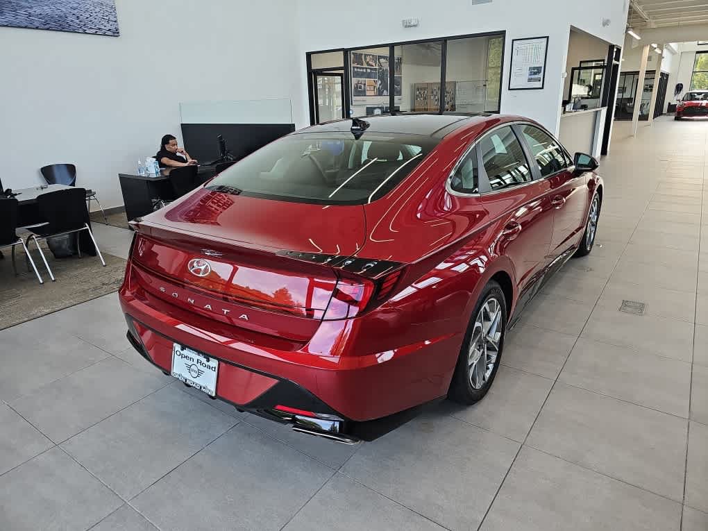 Used 2023 Hyundai Sonata SEL w/ Convenience Package FWD image 8