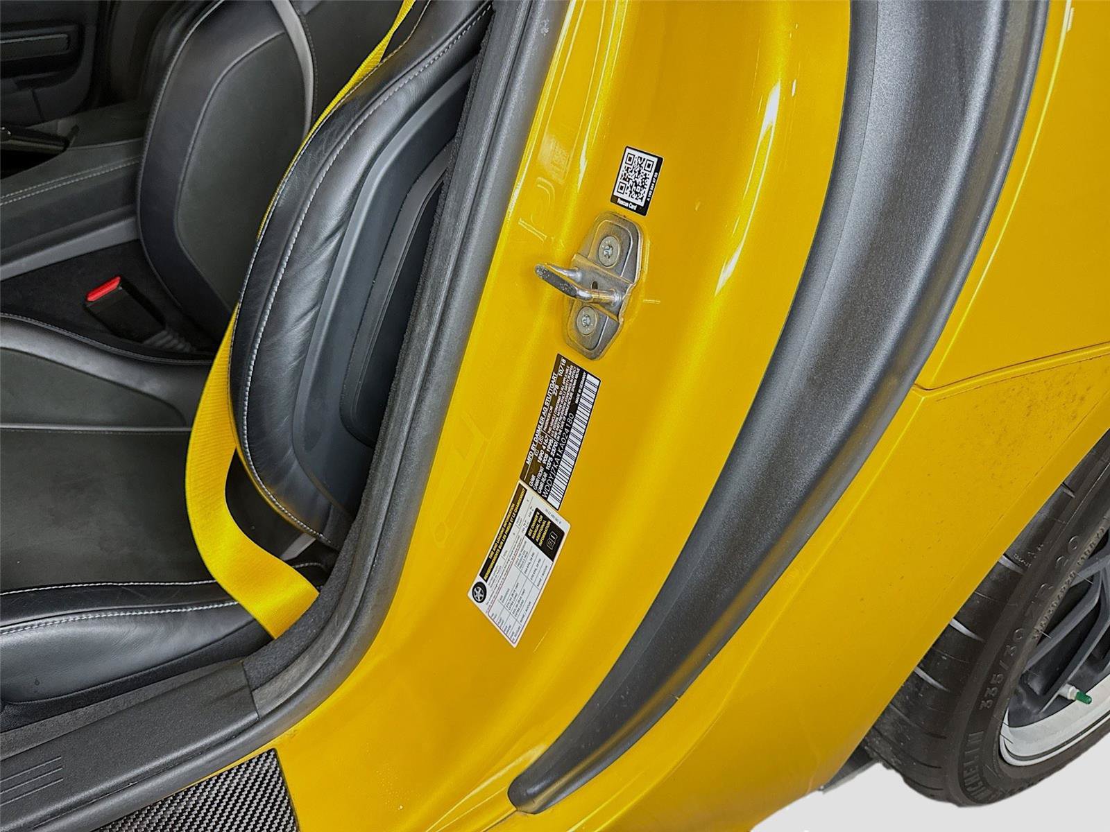 Used 2019 Mercedes-Benz AMG GT R image 31