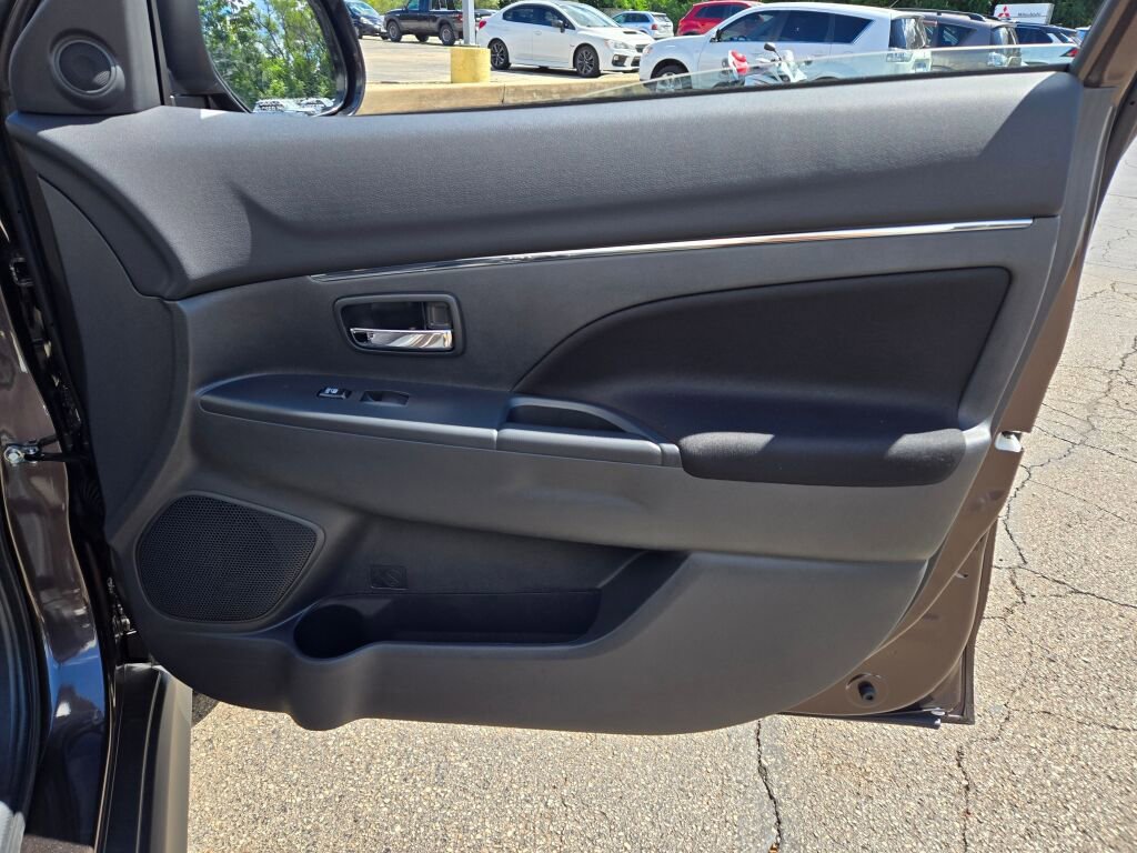 New 2025 Mitsubishi Outlander Sport LE image 6