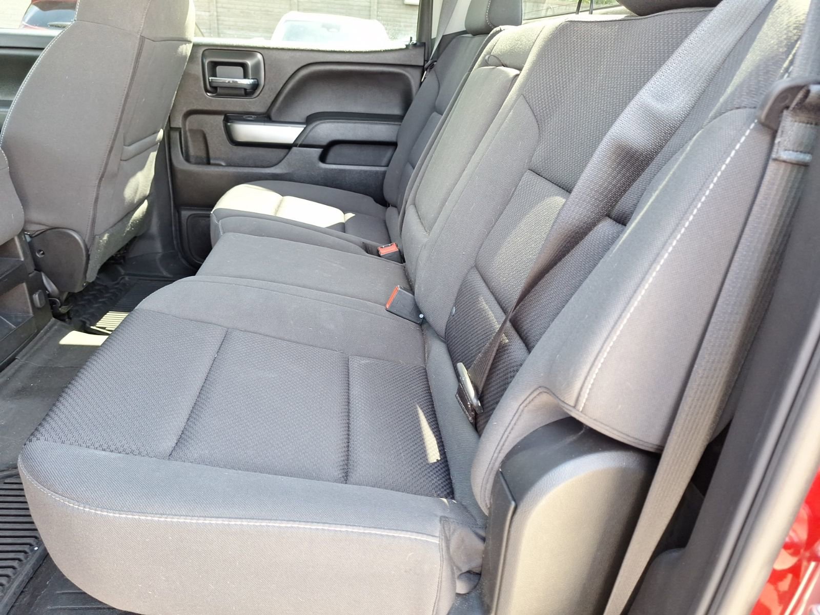 Used 2018 Chevrolet Silverado 1500 LT w/ Texas Edition RWD image 30