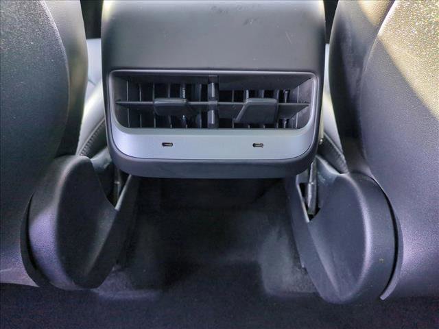 Used 2023 Tesla Model Y AWD image 18