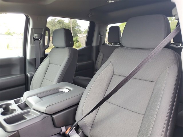 New 2026 Chevrolet Silverado 1500 Custom w/ LPO, Dark Essentials Package image 16