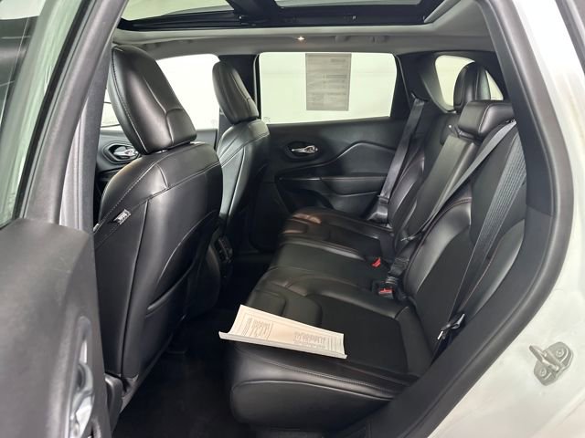 Used 2021 Jeep Cherokee Trailhawk w/ Sun, Sound & Nav Group image 25