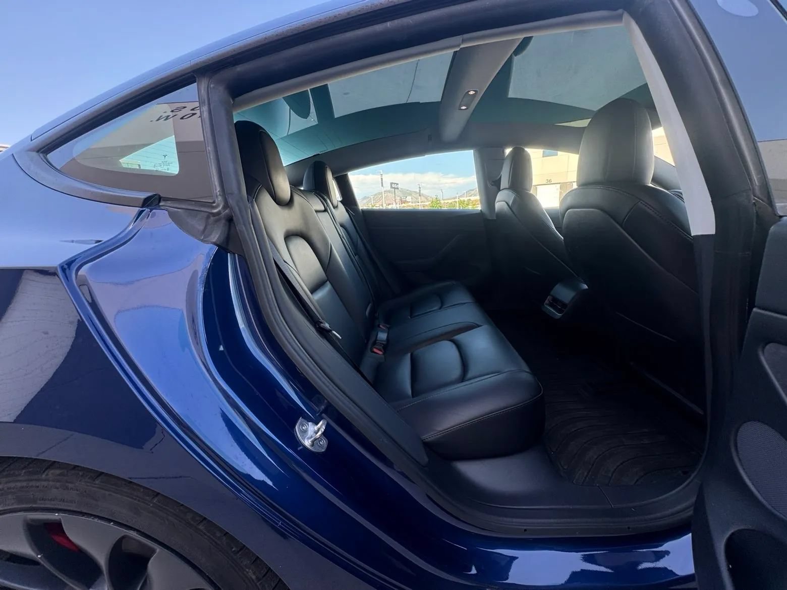 Used 2022 Tesla Model 3 Performance AWD/4WD image 12