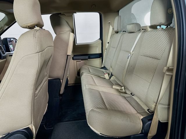 Used 2015 Ford F150 XLT AWD/4WD image 21