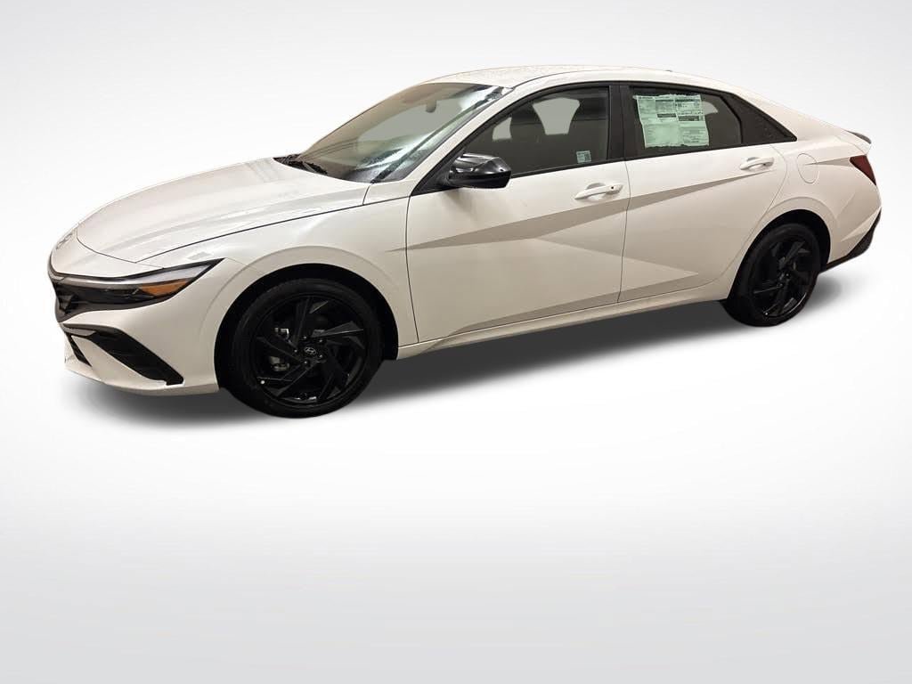 New 2026 Hyundai Elantra Sport FWD image 8