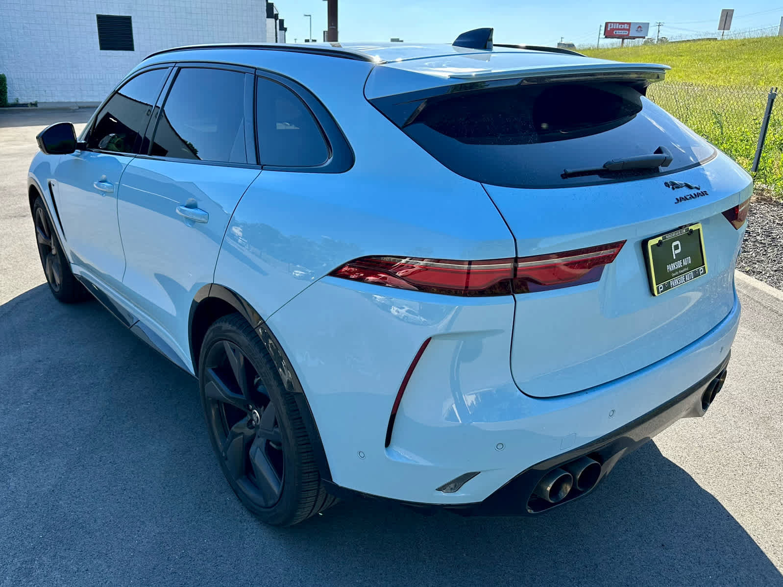 Used 2026 Jaguar F-PACE SVR 575 Edition AWD/4WD image 7
