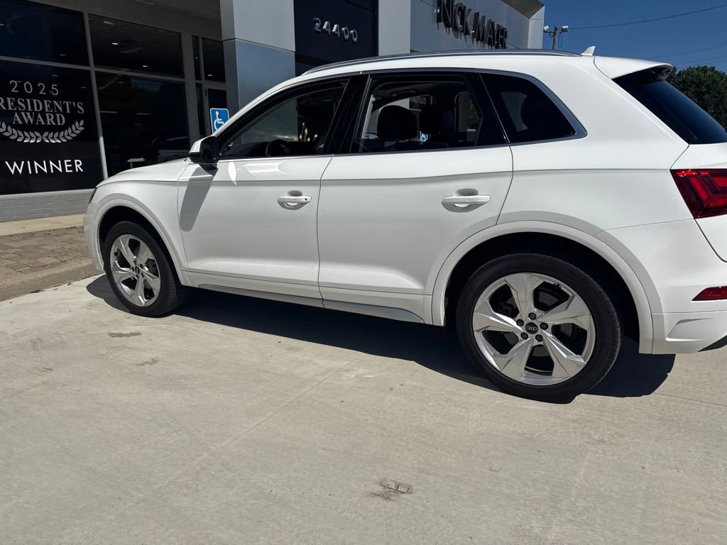 Used 2021 Audi Q5 2.0T Premium Plus AWD/4WD image 21