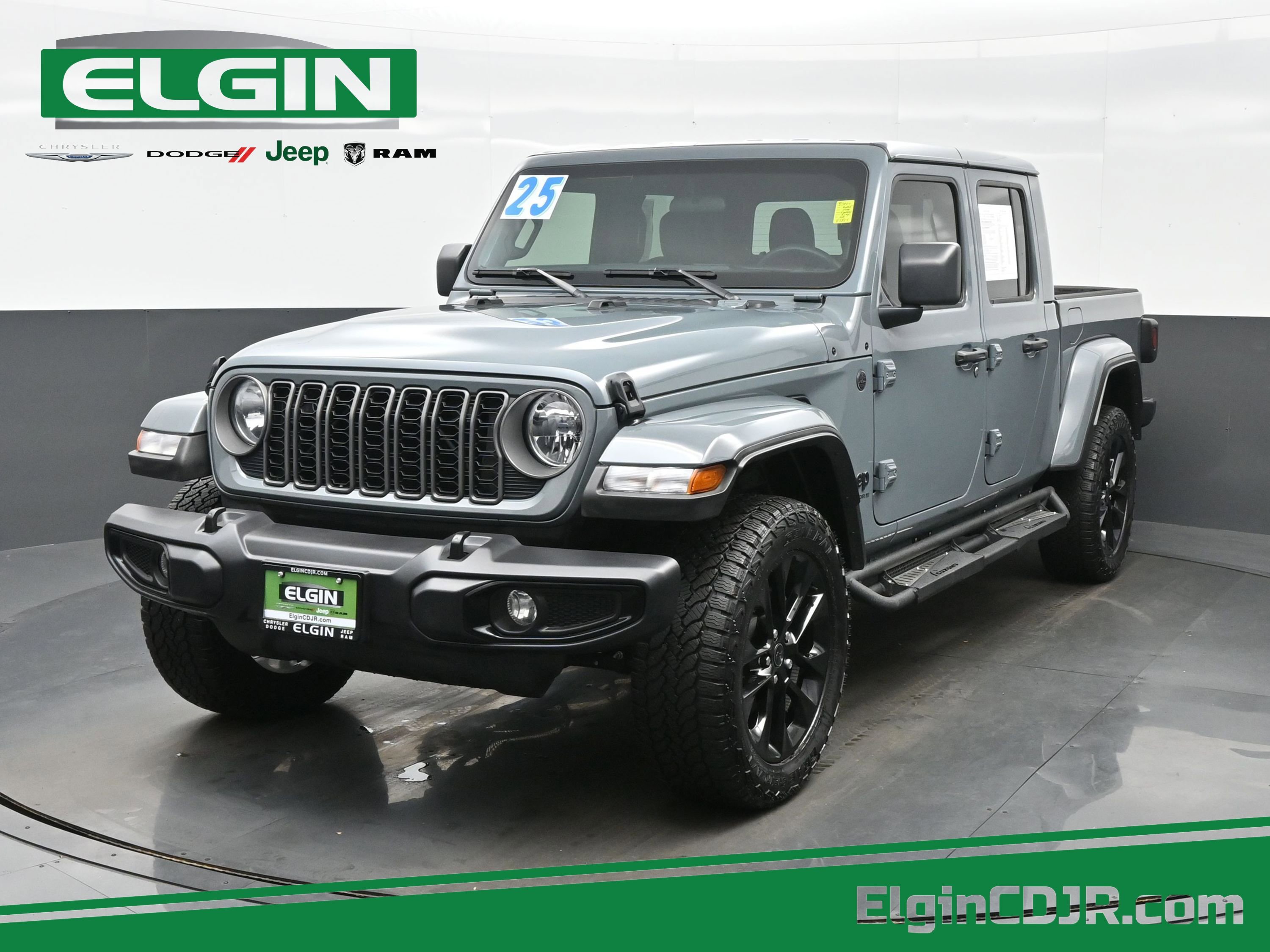 Used 2025 Jeep Gladiator Nighthawk