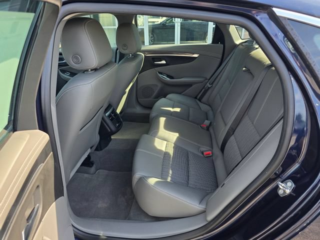 Used 2018 Chevrolet Impala LT w/ LT Convenience Package FWD image 28