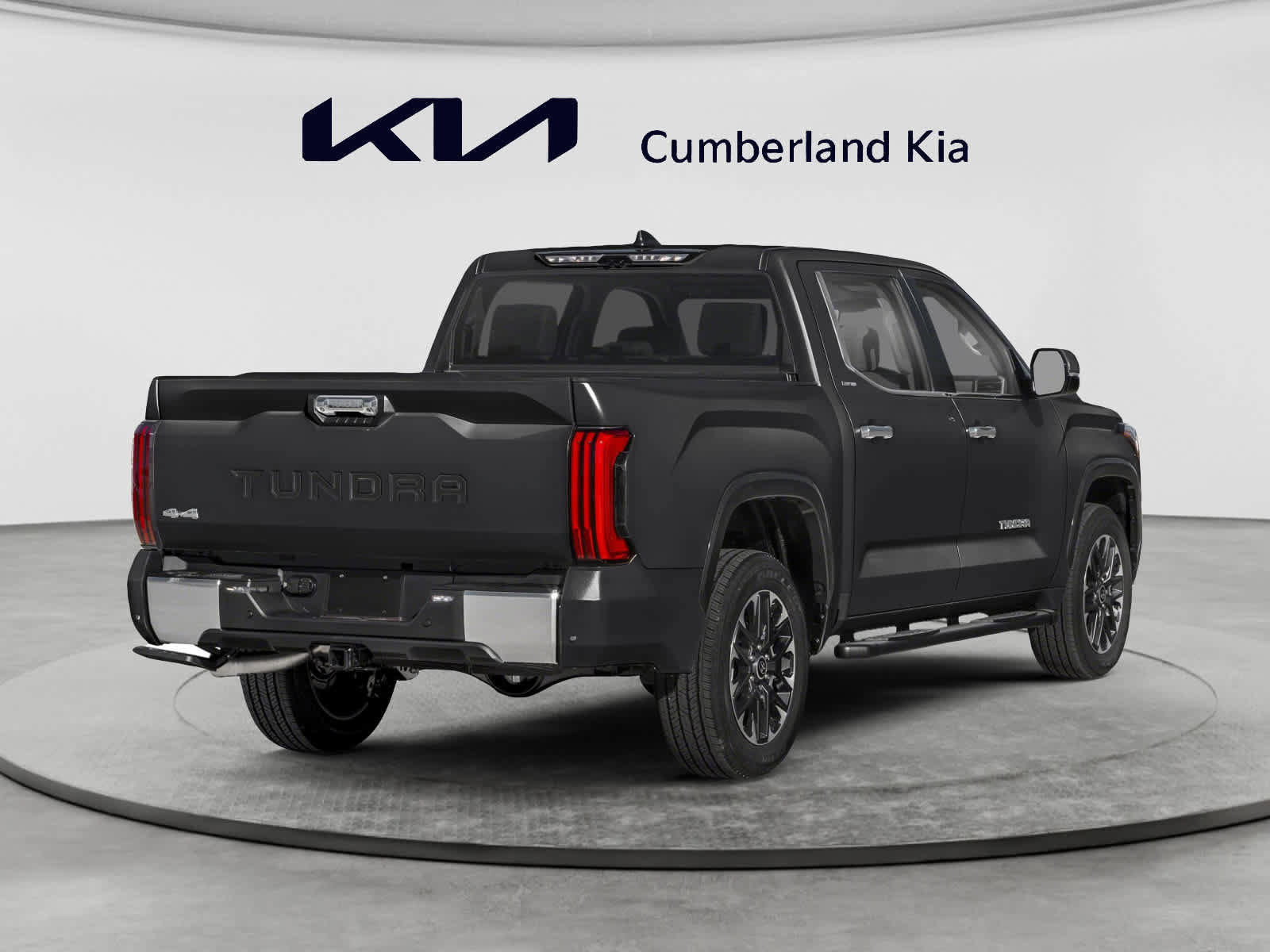 Used 2024 Toyota Tundra Limited w/ Power Package RWD image 2