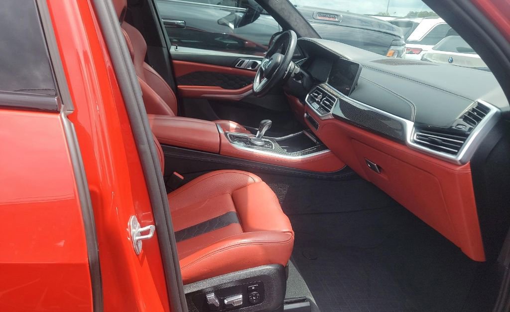 Used 2023 BMW X5 M AWD/4WD image 9