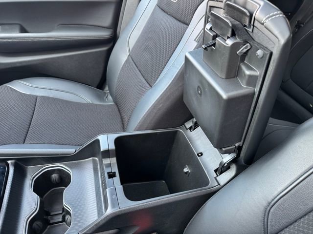 Used 2025 Jeep Grand Cherokee Laredo X w/ Luxury Tech Group I image 31