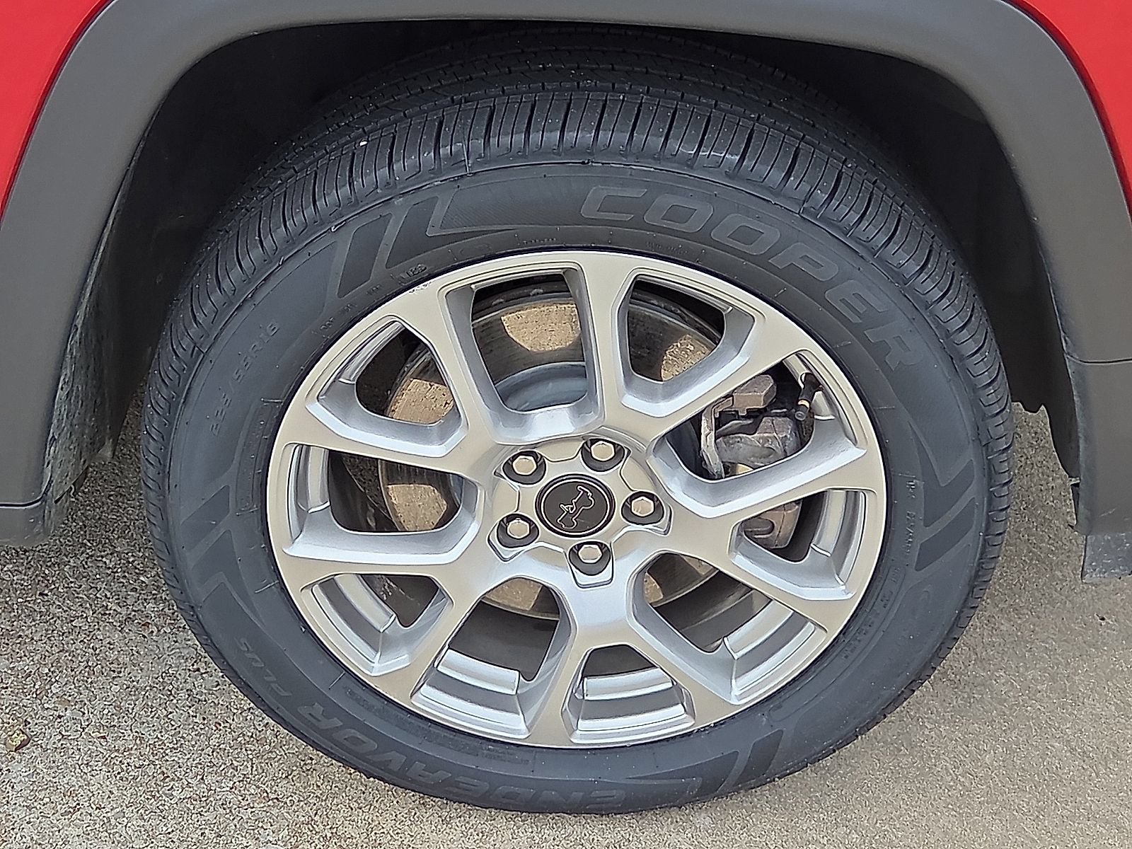 Used 2025 Jeep Compass Limited AWD/4WD image 7