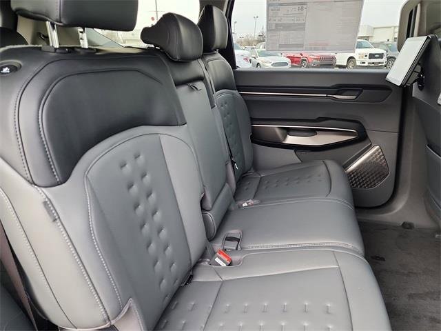 New 2026 Kia EV9 Wind image 18