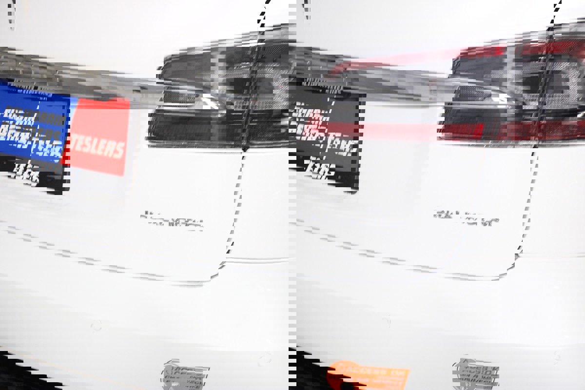 Used 2020 Tesla Model S Long Range AWD image 16