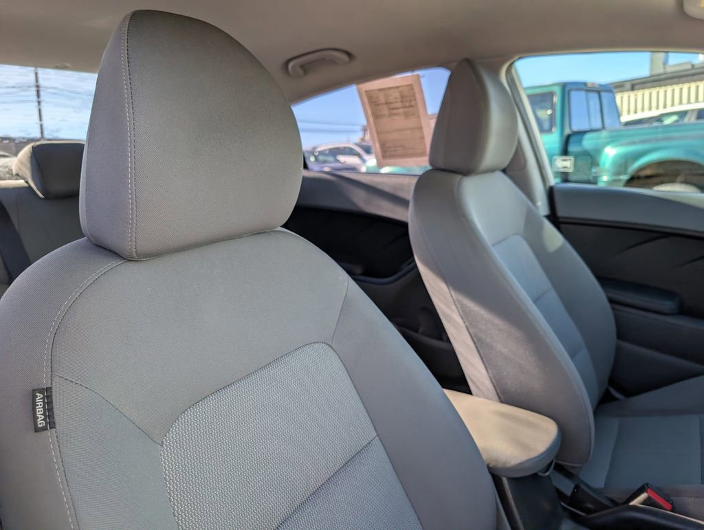 Certified 2017 Kia Forte LX image 19