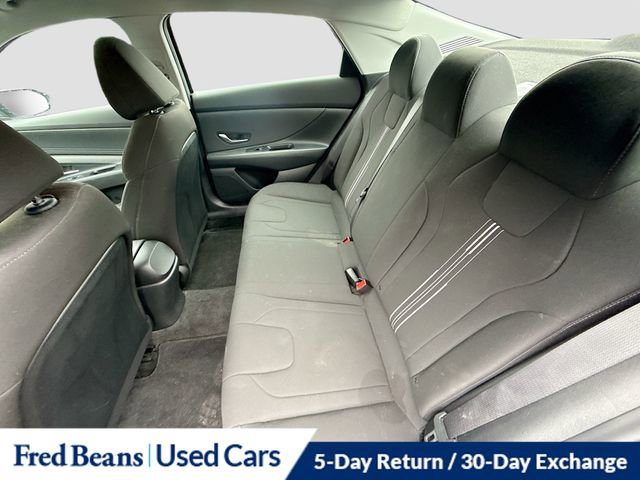 Used 2023 Hyundai Elantra SEL w/ Convenience Package image 25