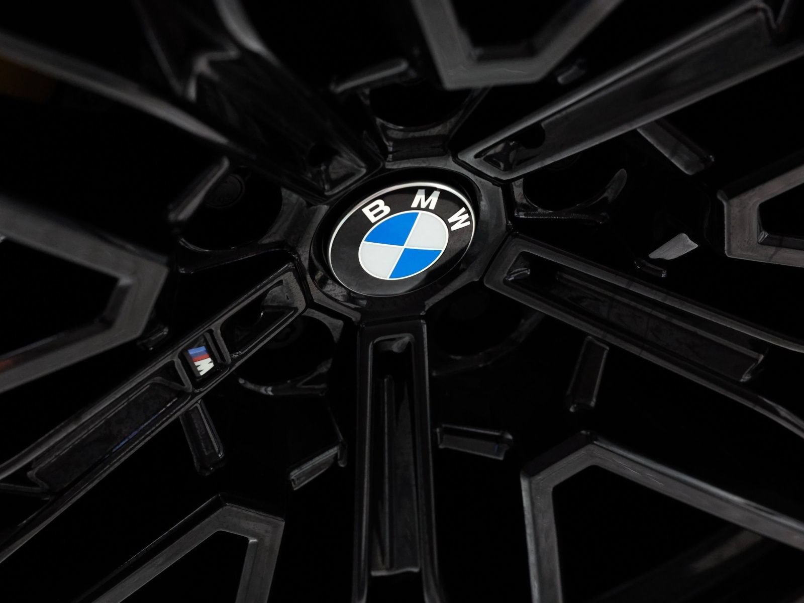 Used 2026 BMW M5 Touring w/ Executive Package AWD/4WD image 26