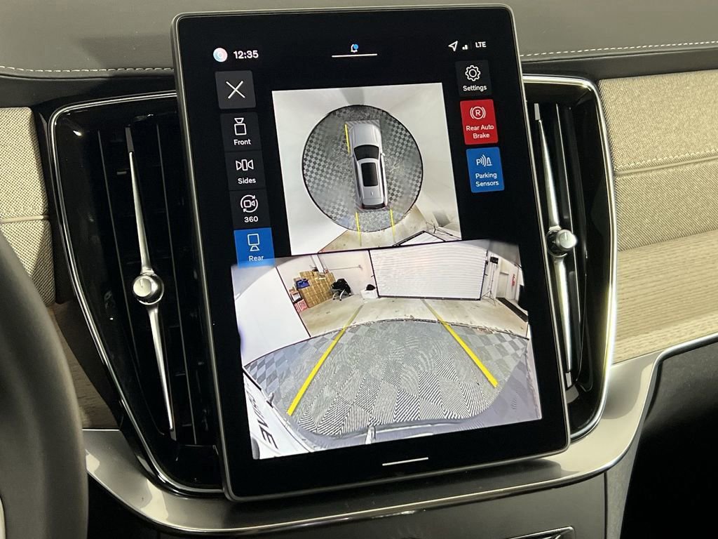 New 2026 Volvo XC90 B6 Plus w/ Protection Package image 22