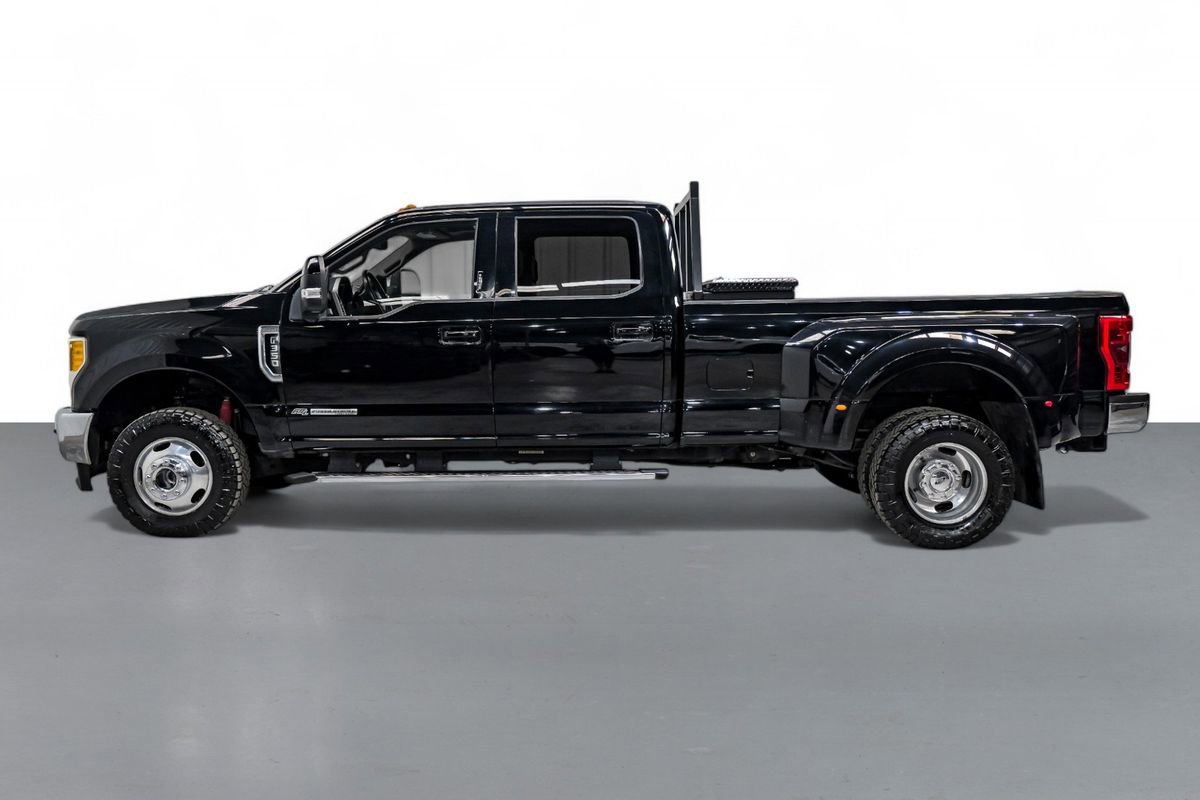 Used 2017 Ford F350 Lariat w/ Lariat Ultimate Package image 9